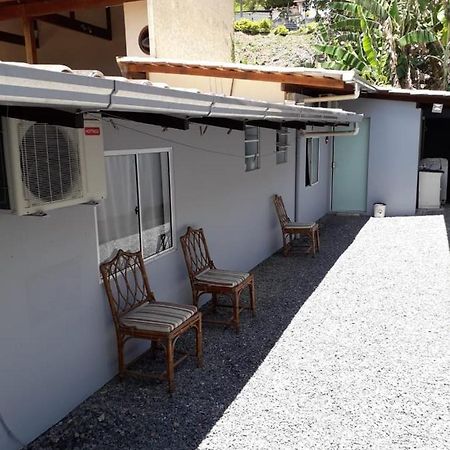 布卢梅瑙Pouse Bem公寓 外观 照片